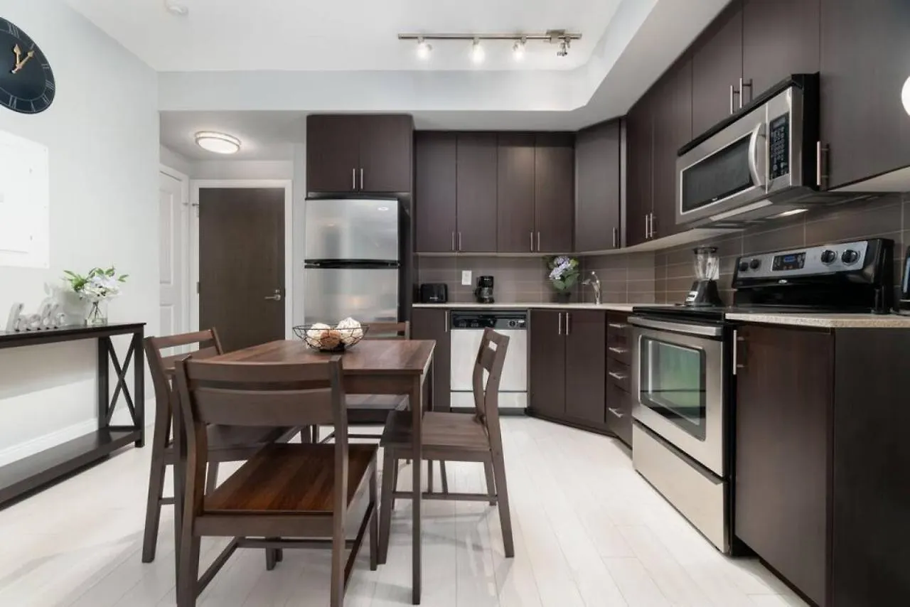 Modern Condo 1 Bd 1Ba With A Sofabed Downtown Toronto 0*,  Canadá