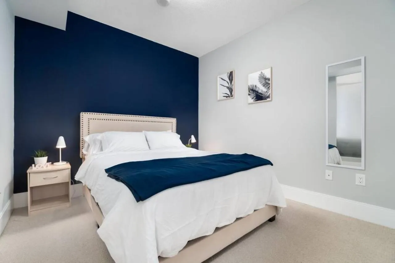 Modern Condo 1 Bd 1Ba With A Sofabed Downtown Toronto