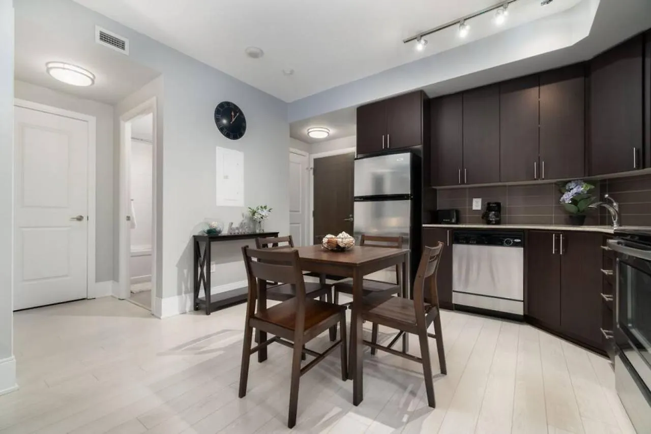Ferienhaus Modern Condo 1 Bd 1Ba With A Sofabed Downtown Toronto Kanada